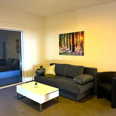 Haus Schlossbergblick * Leutschach