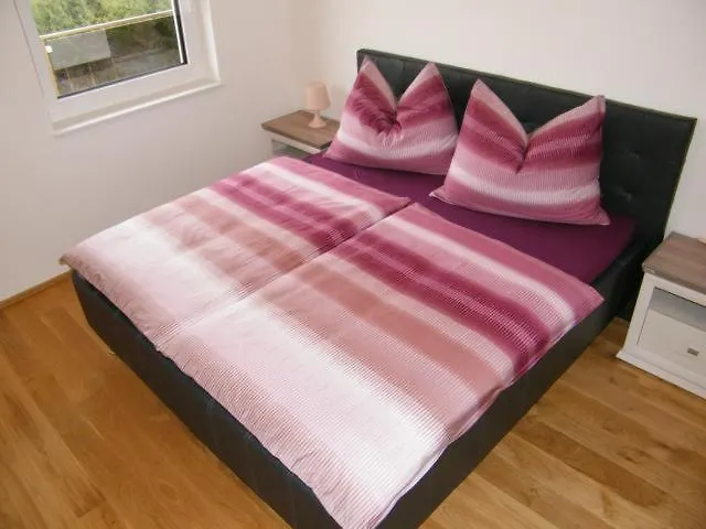 Haus Schloßbergblick Apartment *