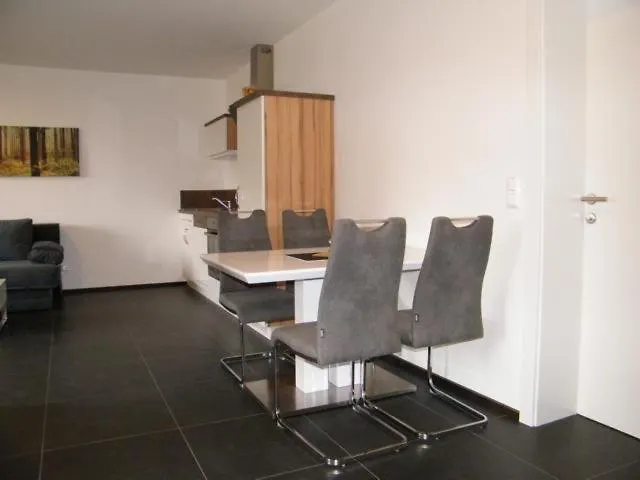 Haus Schloßbergblick * Leutschach